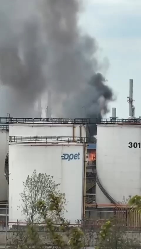 Akaryakıt dolum tesisinde tatbikat korkuttu
