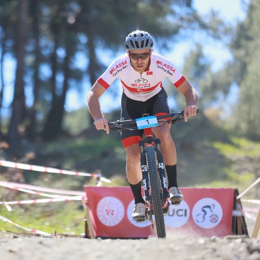 Yunusemre’de Uluslararası MTB Cup Dağ Bisikleti Yarışı yapıldı
