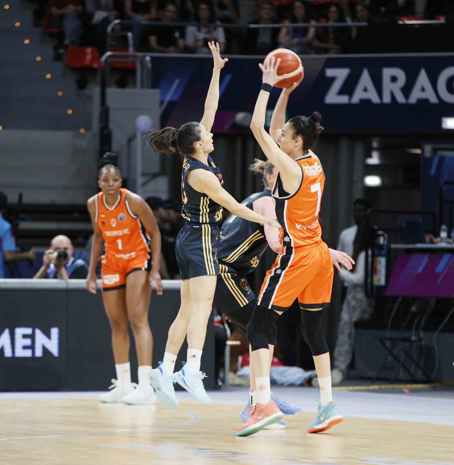 Fenerbahçe Kadın Basketbol Takımı, Avrupa üçüncüsü

