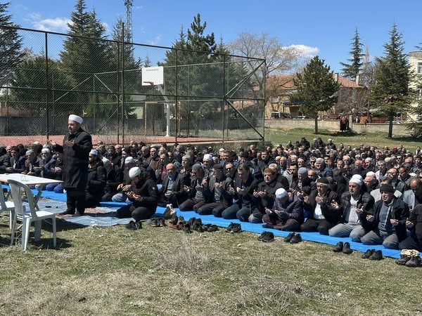 Konya’da yağışlar için şükür duası yapıldı