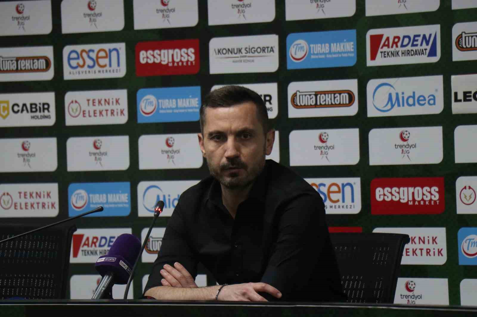 Sakaryaspor - Pendikspor ma&ccedil;ının ardından
