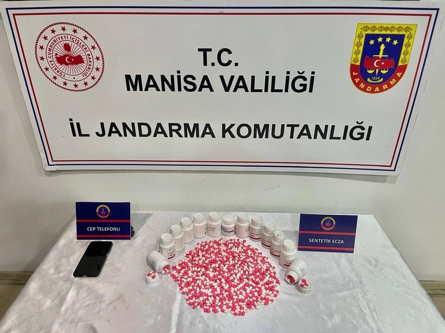 Manisa’da uyuşturucu taciri tutuklandı