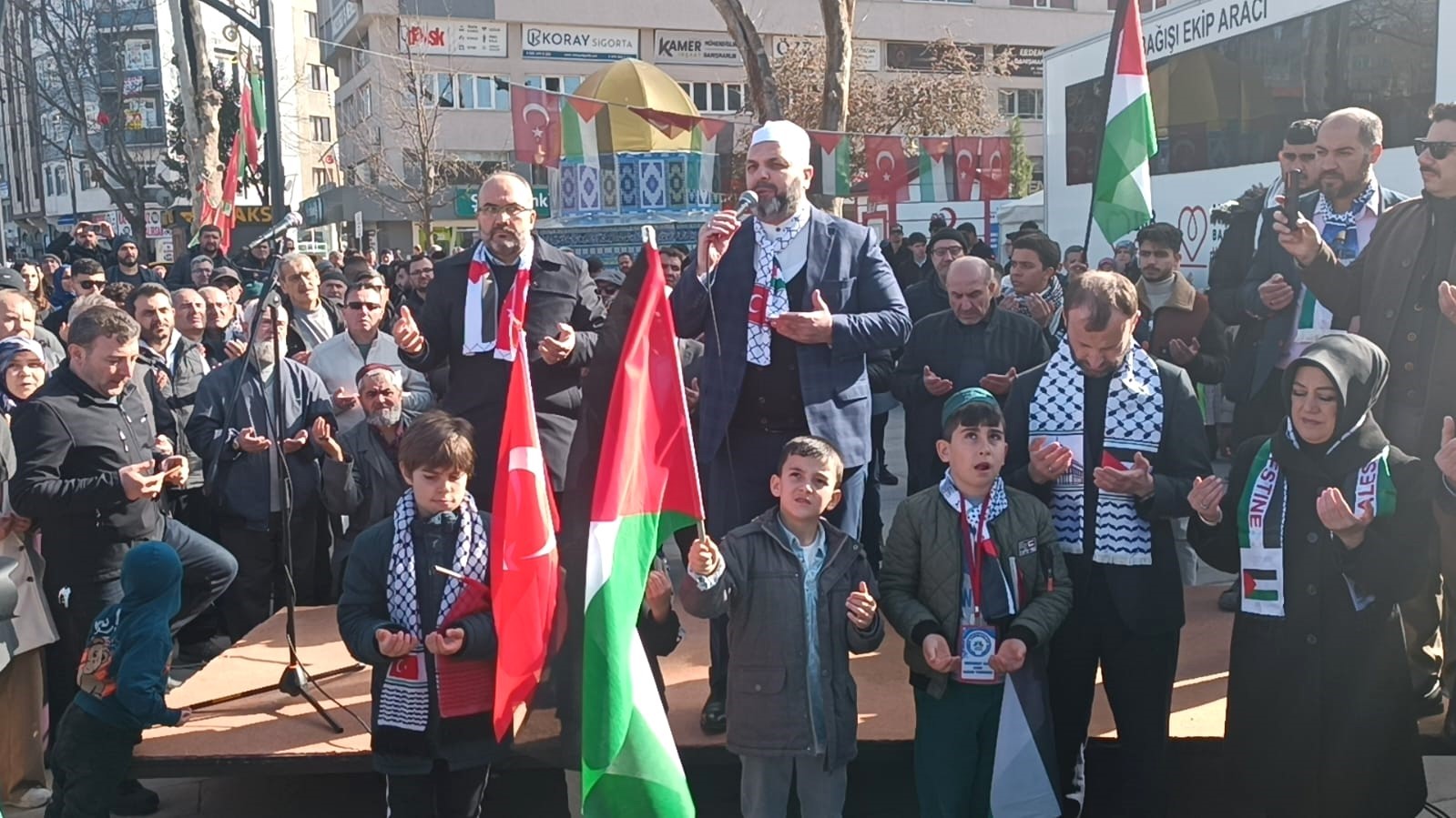 Kütahya’da binlerce kişi İsrail’i protesto etti
