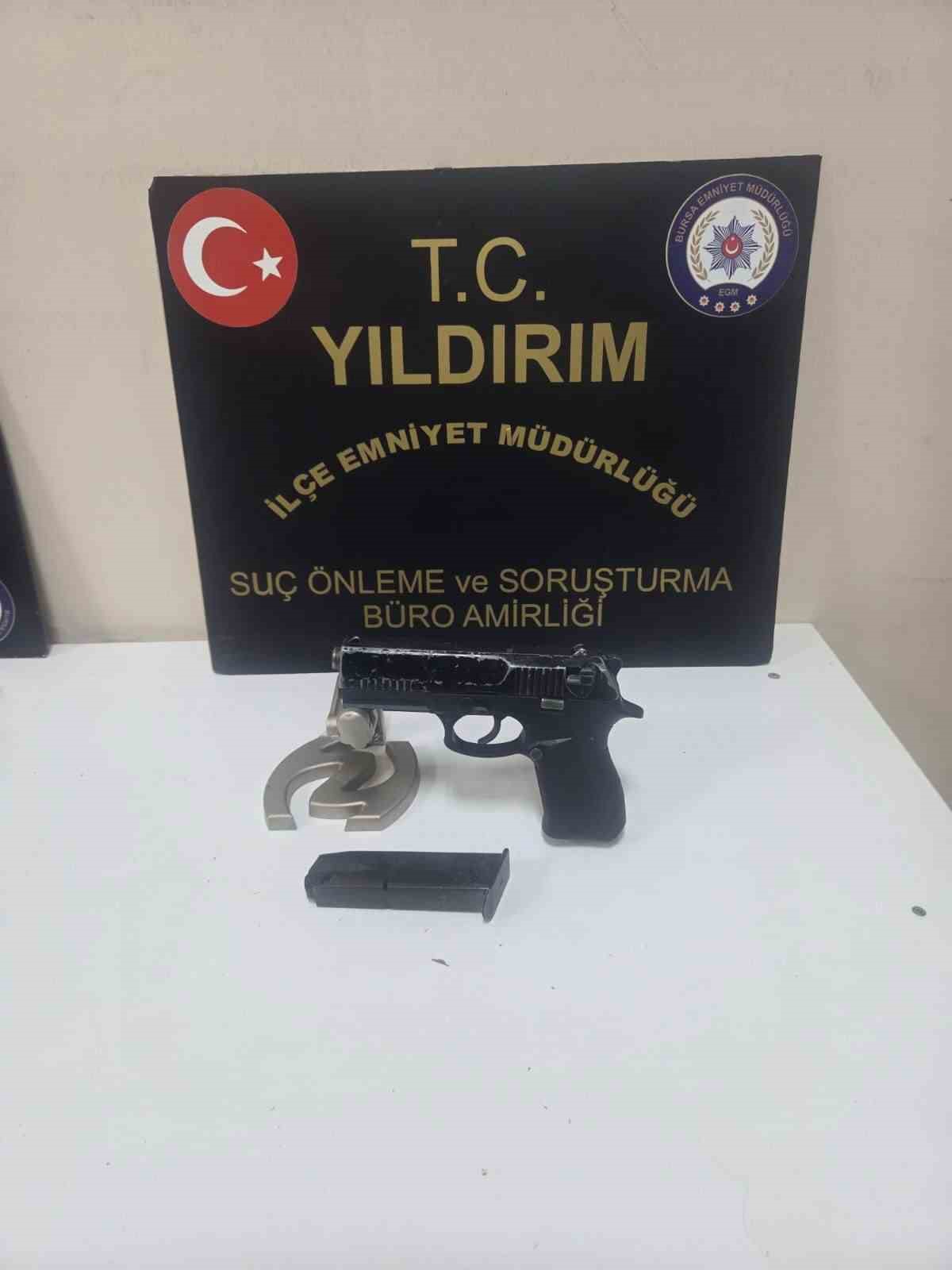 Bursa’da iş yerini kurşunlayıp kaçan şüpheli yakalandı