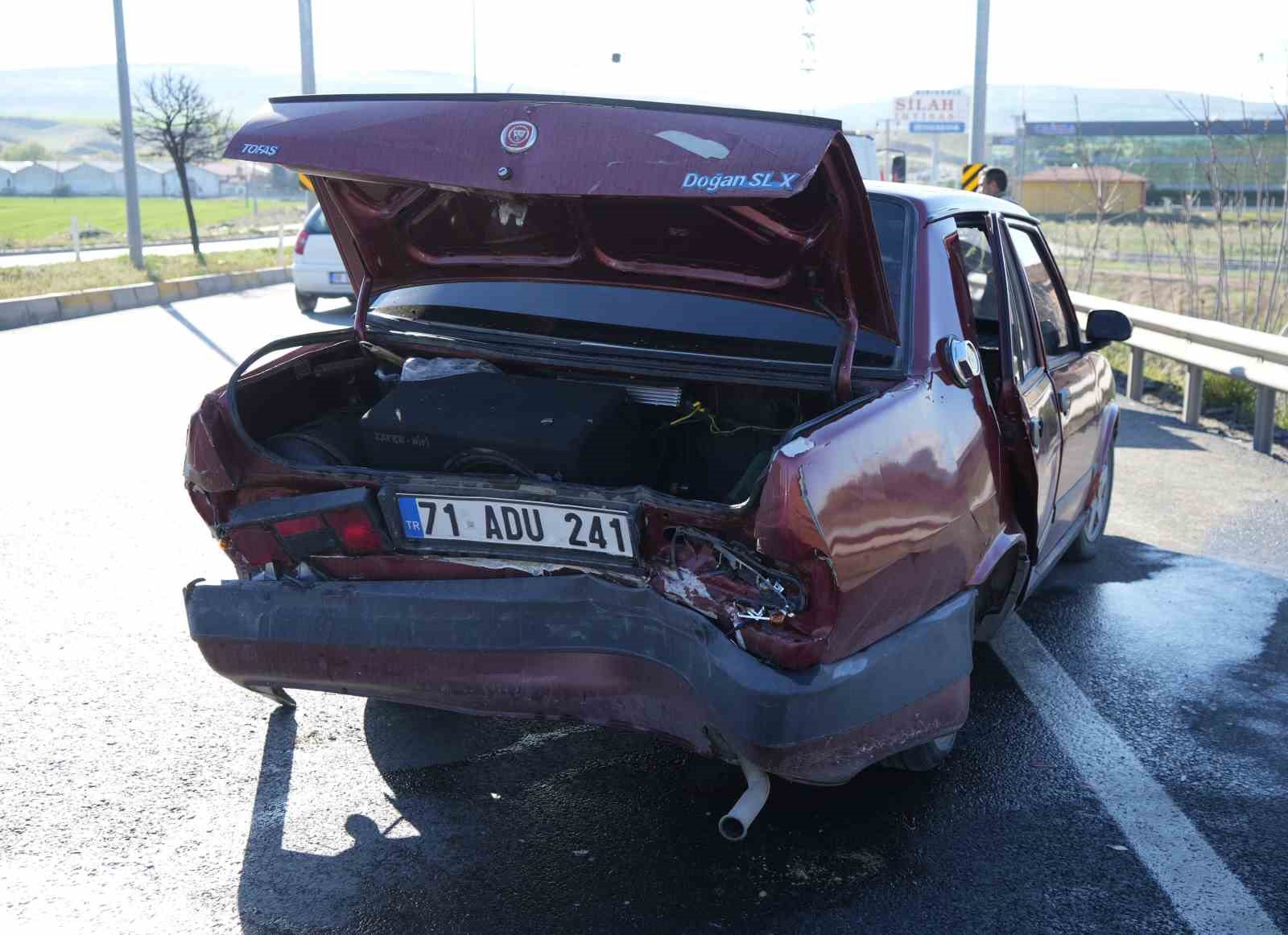 Kırıkkale’de zincirleme kaza: 4 yaralı