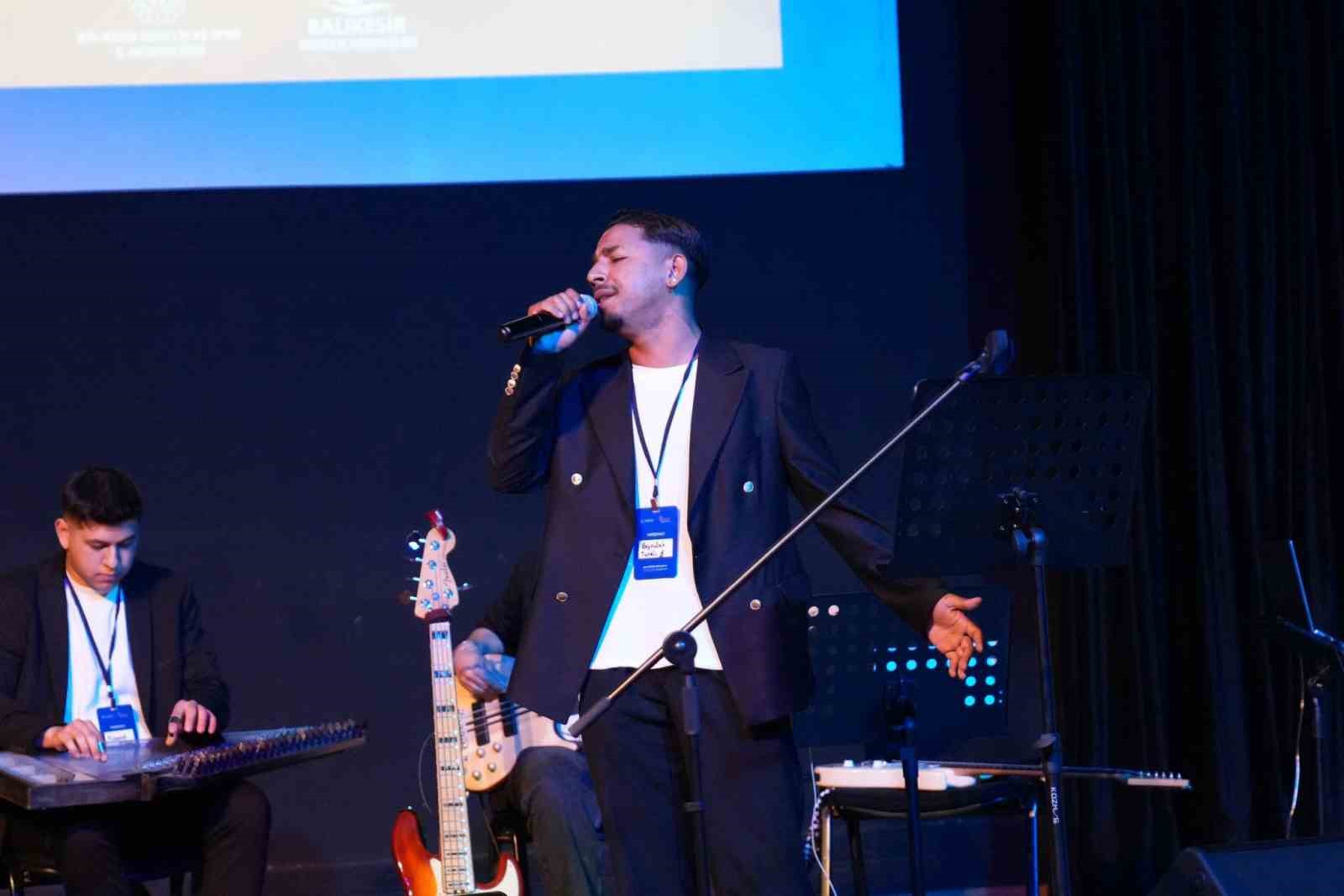 Balıkesirli gençler ’Kültür ve Sanat’ da yarıştılar