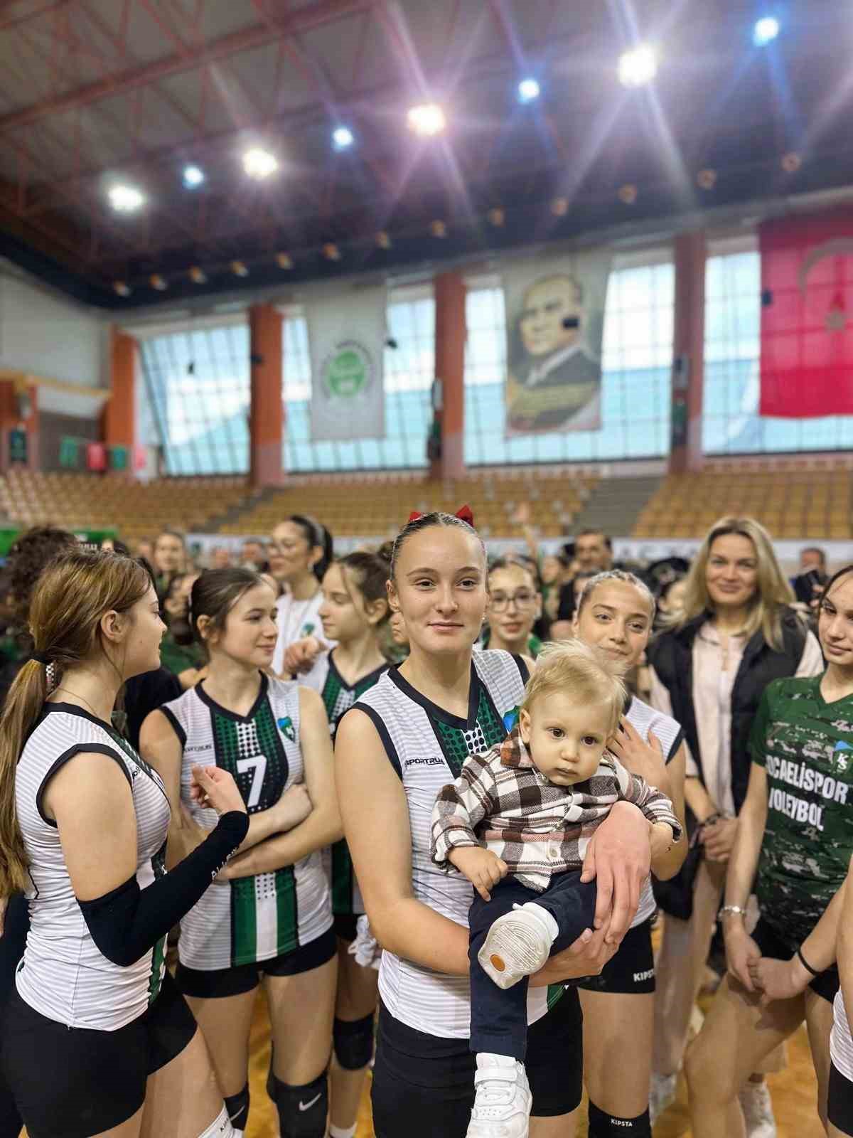 Kocaelispor, yıllar sonra yüzünü voleybol ve basketbola çevirdi
