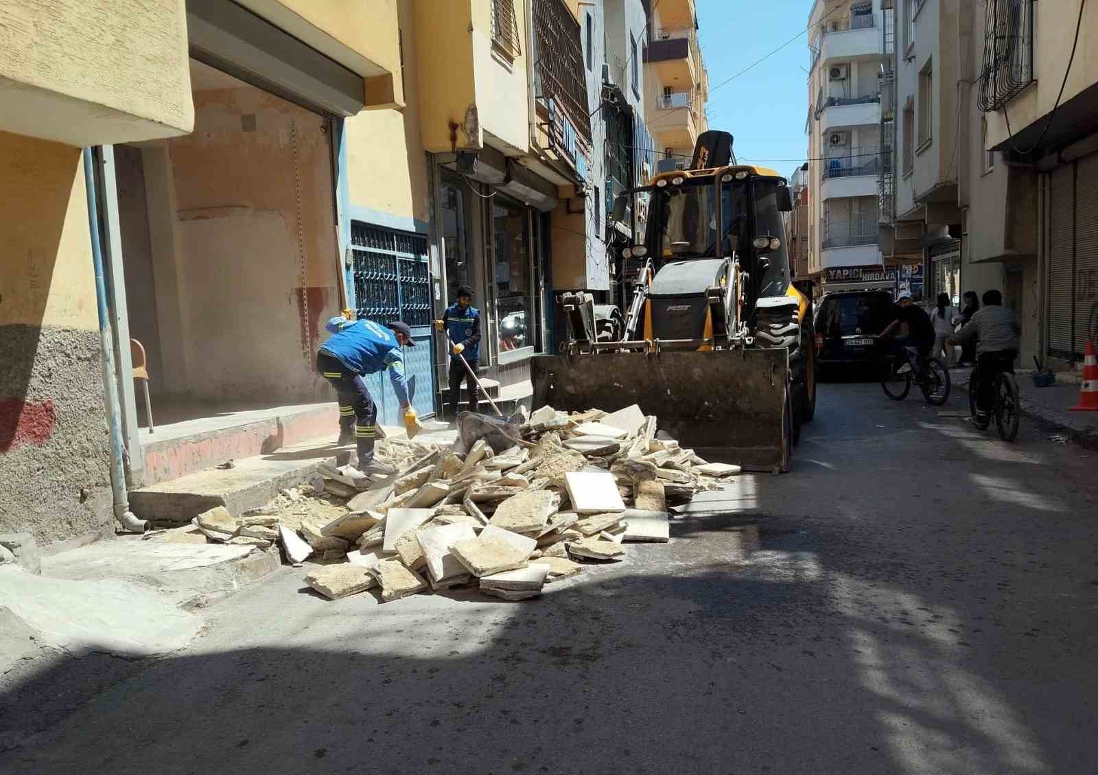 Akdeniz&rsquo;de moloz kirliliğinin &ouml;n&uuml;ne ge&ccedil;iliyor
