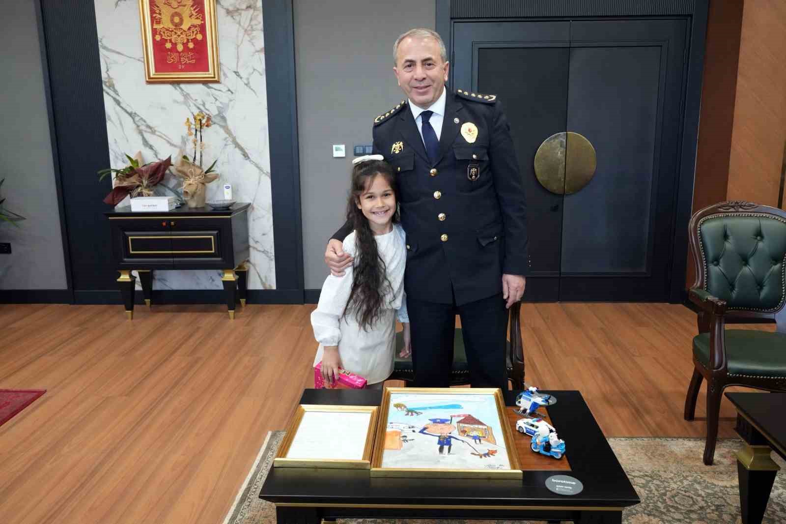 Çanakkale’de polis olma hayali kuran öğrenciden Emniyet Müdürü’ne ziyaret
