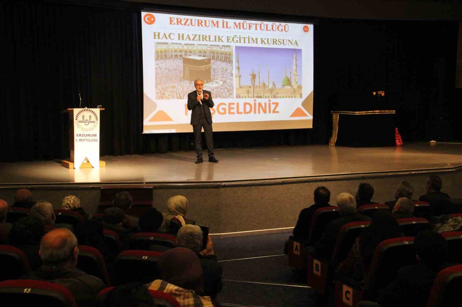 Erzurum’da hac seminerleri başladı