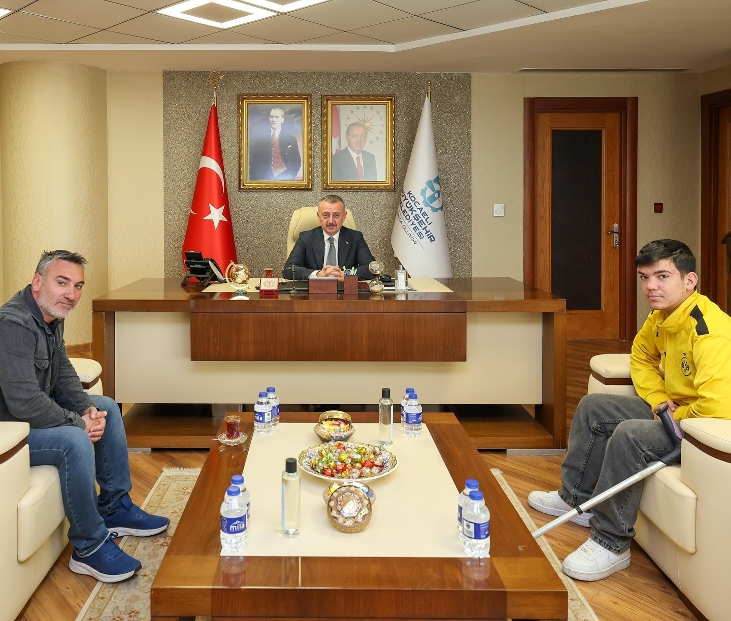 Kocaelisporlu Efe Kartal’dan Büyükakın’a ziyaret