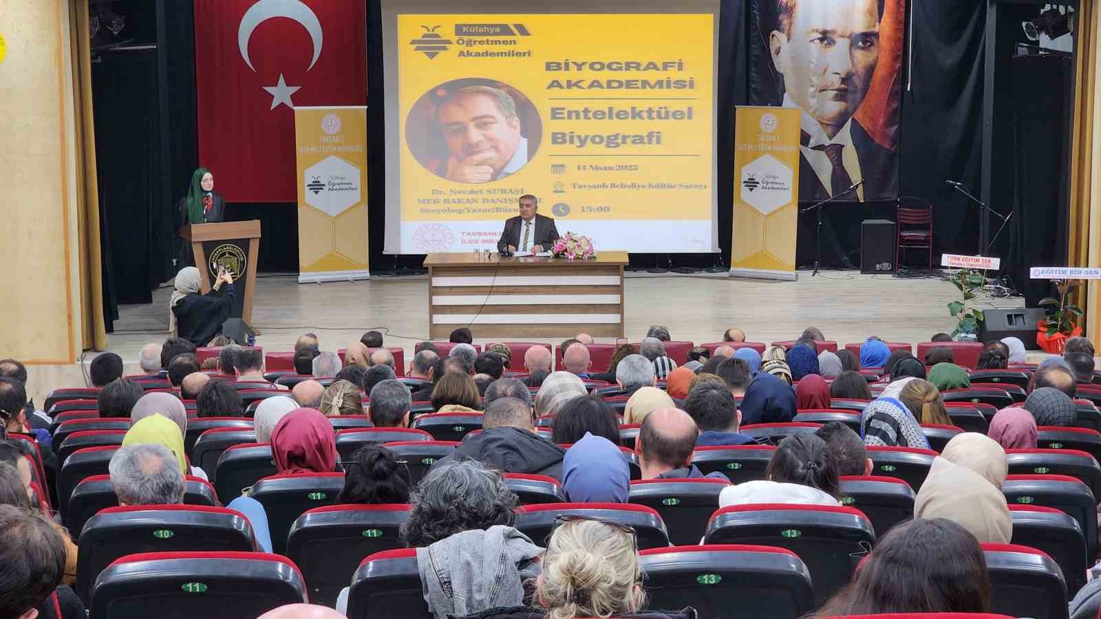 Tavşanlı’da Öğretmen Akademisi etkinliği, ’Türkiye Yüzyılı’nın Eğitim Hedefleri’ sahada hayata geçiyor