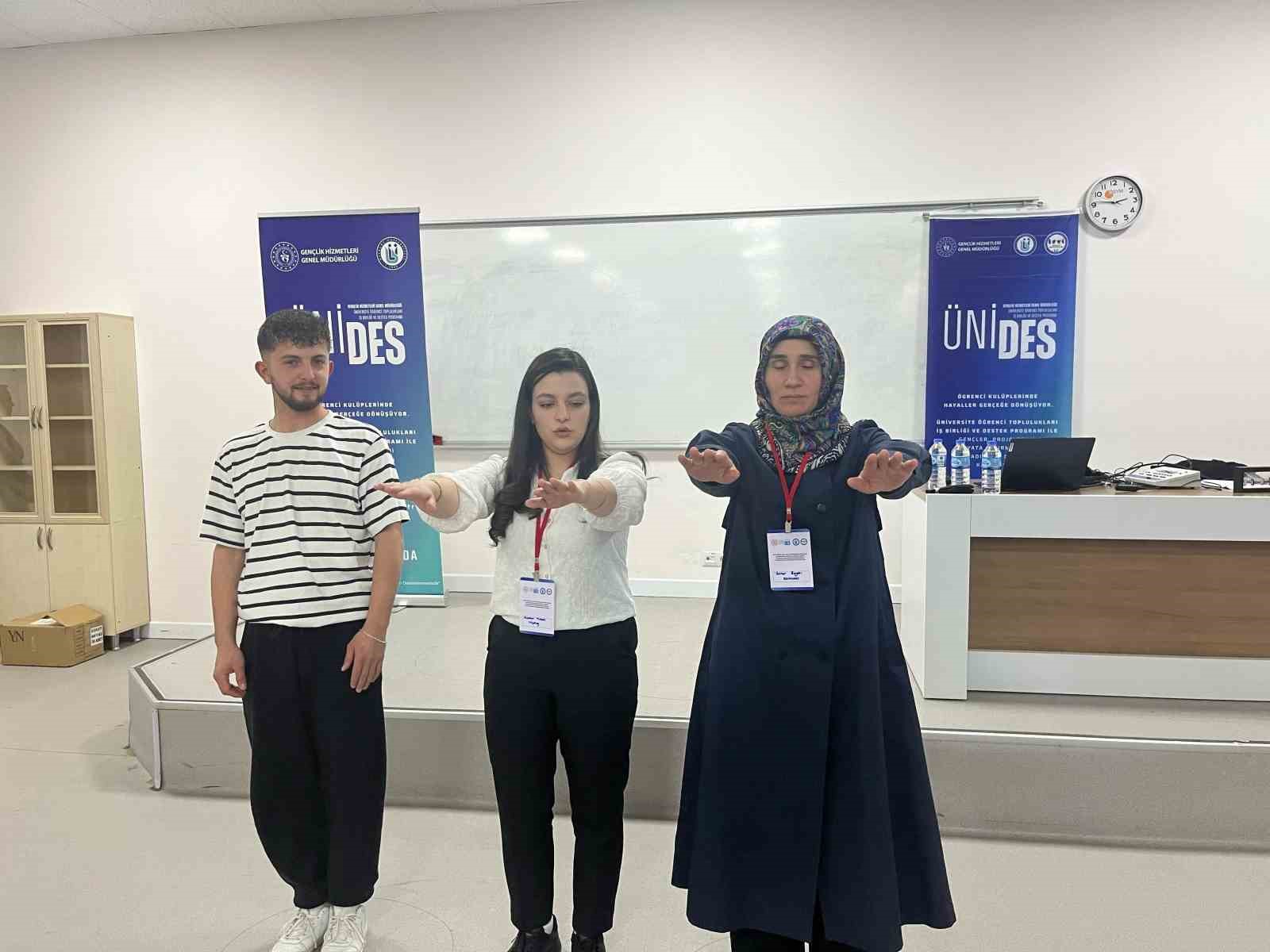 Bayburt’ta üniversite öğrencilerine odyoloji mesleğinin tanıtımı yapıldı