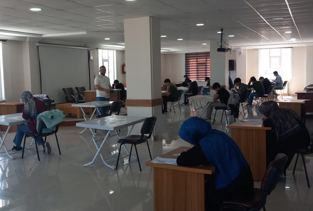 Bozkır’da Umre ziyareti ödüllü Gençlik Bilgi Yarışması düzenlendi