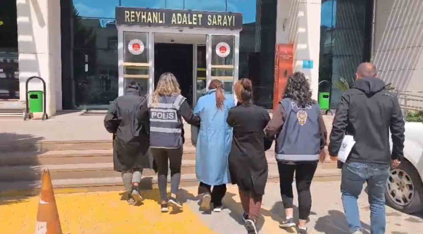 İl değiştirip evlerden hırsızlık yapan 3 kadın tutuklandı
