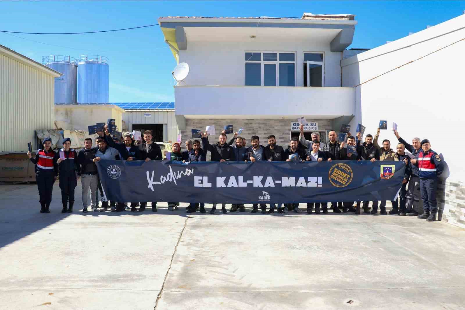 Jandarma kadına yönelik şiddetle ilgili bilgilendirdi