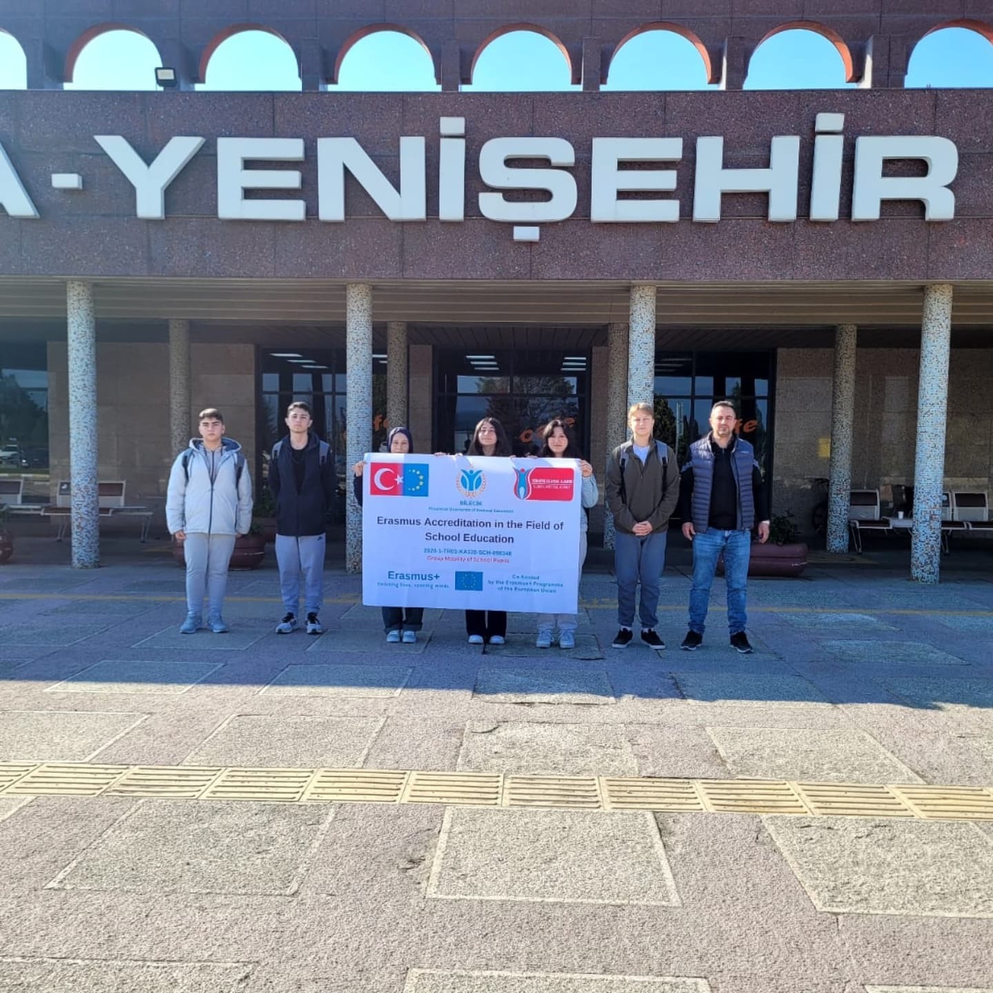 Lise &ouml;ğrencileri Almanya&rsquo;da eğitim faaliyetlerine katılıyor
