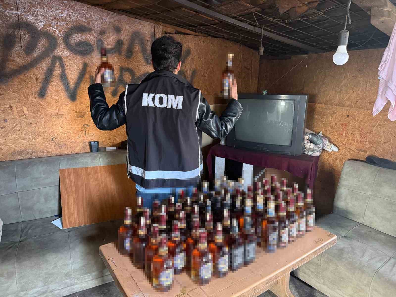 İzmir’de 6 buçuk milyon değerinde kaçak ürün ele geçirildi