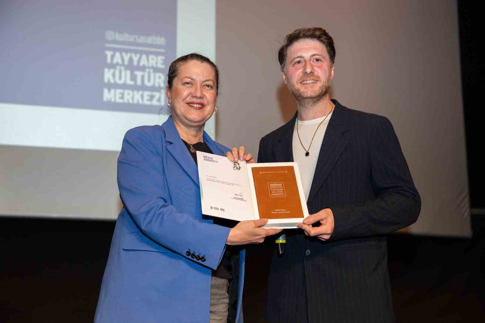 Nebil Özgentürk’ün ‘Nâzım Aramızda’ belgeseli Bursalılarla buluştu