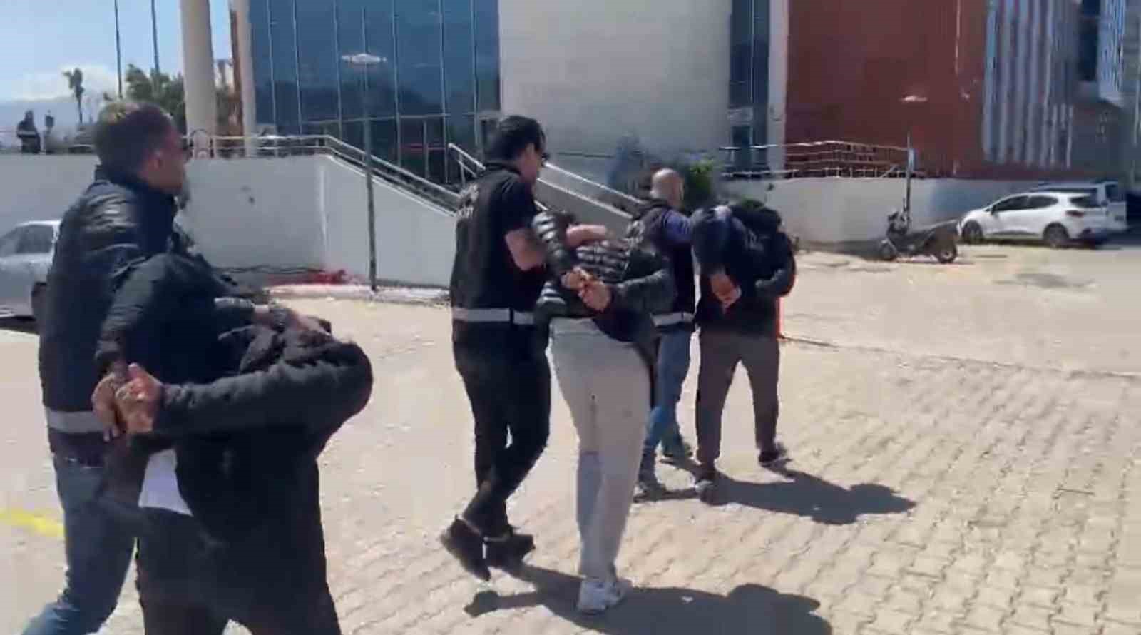 İskenderun&rsquo;da asayiş operasyonu: 3 tutuklama
