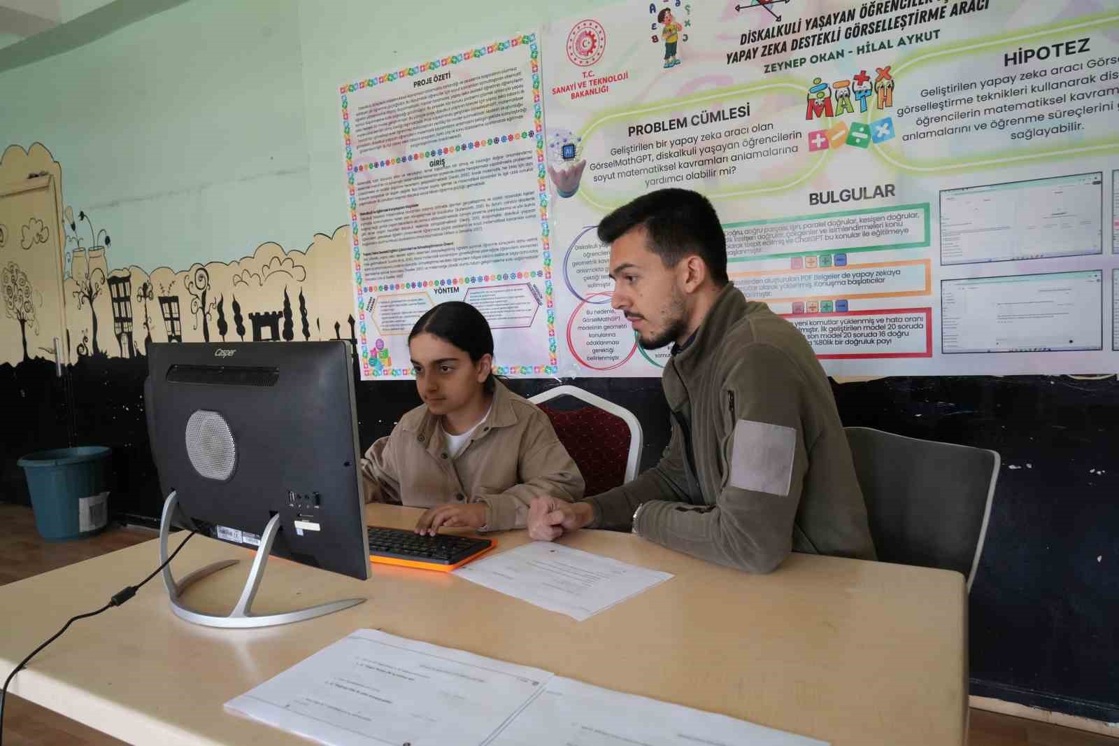 Muş&rsquo;ta yapay zeka destekli &rsquo;G&ouml;rselMathGPT&rsquo; ile matematik &ouml;ğrenme g&uuml;&ccedil;l&uuml;ğ&uuml; yaşayan &ouml;ğrenciler i&ccedil;in &ccedil;&ouml;z&uuml;m aranıyor
