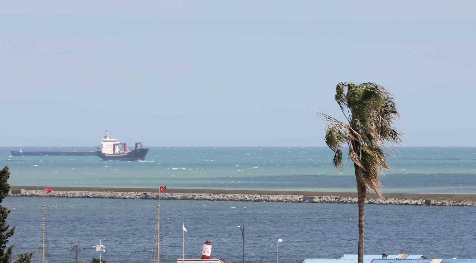 Samsun’da kuvvetli rüzgar