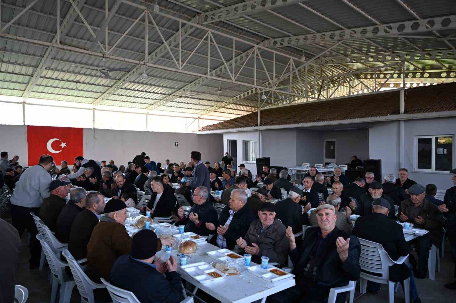 Kırklareli&rsquo;nin Paşayeri k&ouml;y&uuml;nde yağmur ve ş&uuml;k&uuml;r duası yapıldı
