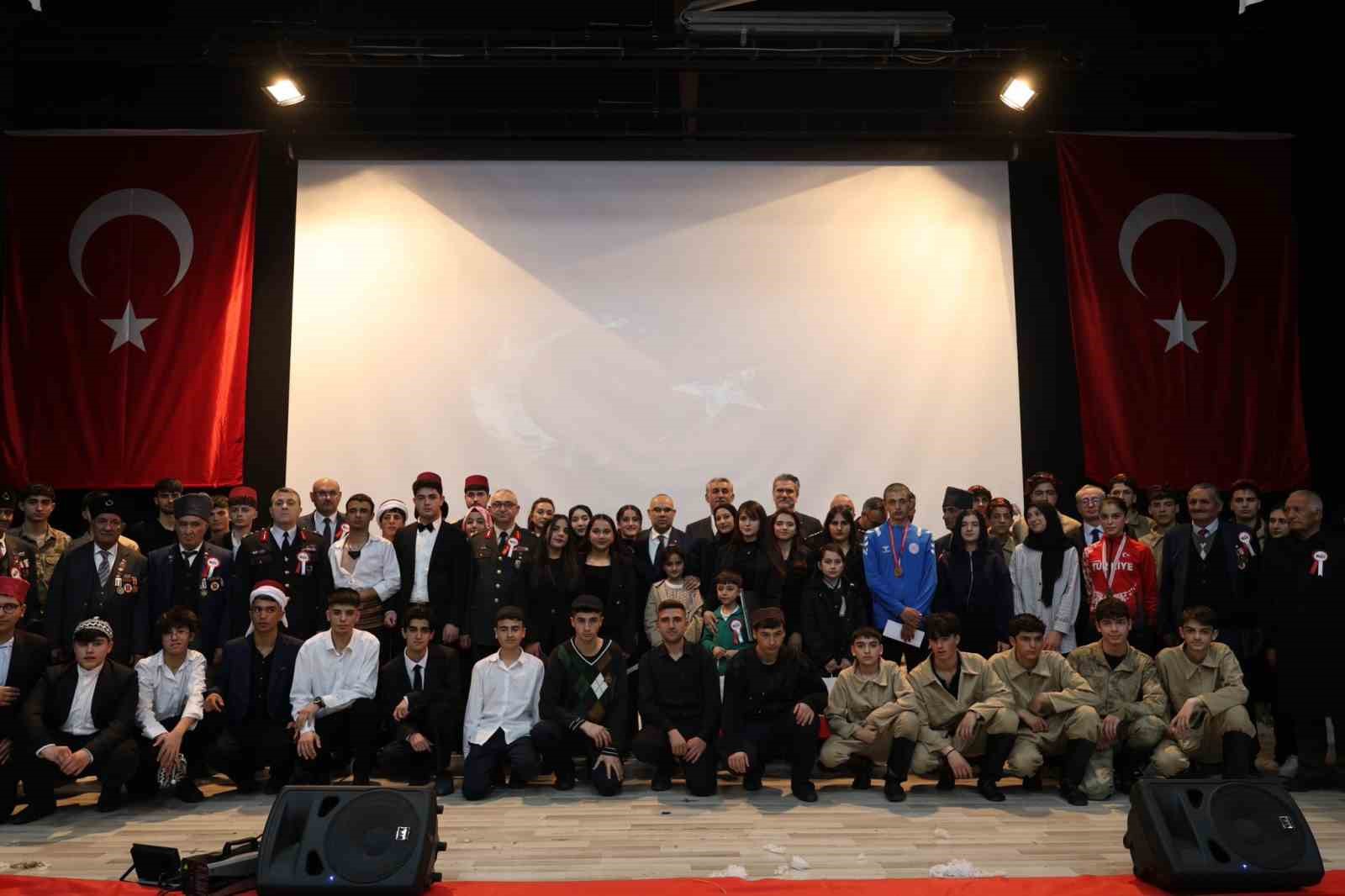 Ağrı’da bağımsızlığın 107 yıllık gururu