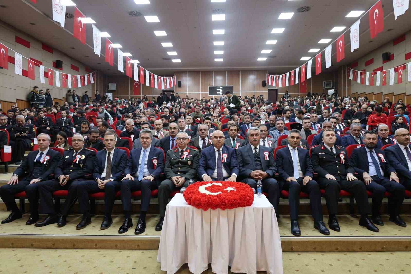 Ağrı&rsquo;da bağımsızlığın 107 yıllık gururu
