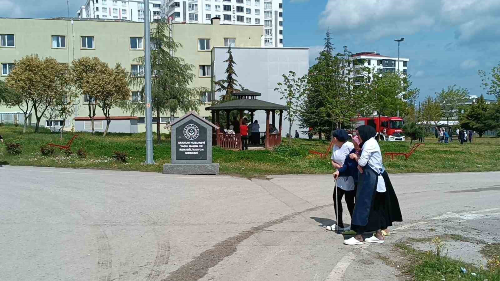 Samsun’da huzurevinde yangın paniği: Huzurevi tahliye edildi