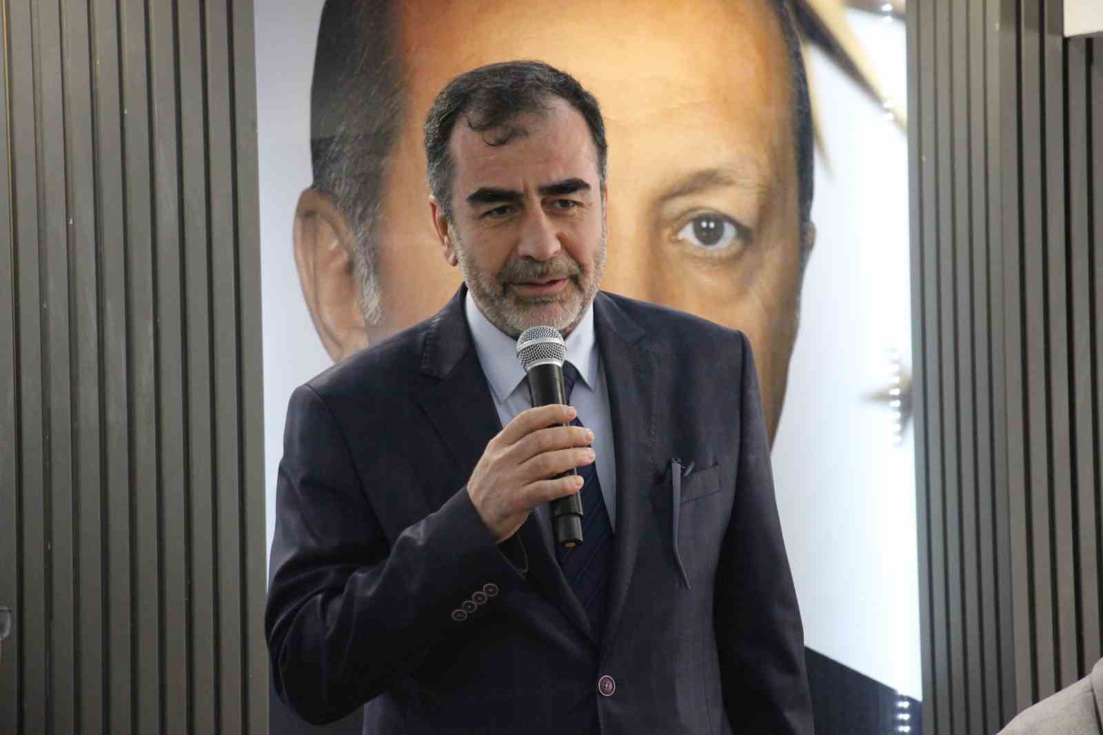 "Efeler Belediyesi, taksitlendirme yapmadığı için çalışanlarını mağdur ediyor"