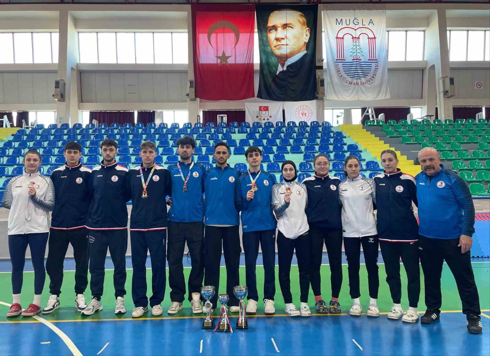 OMÜ’lü öğrencilerin tekvando başarısı