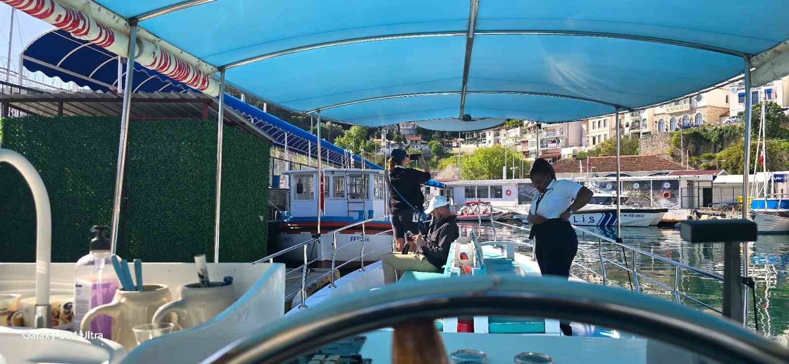 &lsquo;Emerald Azzurra&rsquo; Fethiye&rsquo;ye 100 turist getirdi
