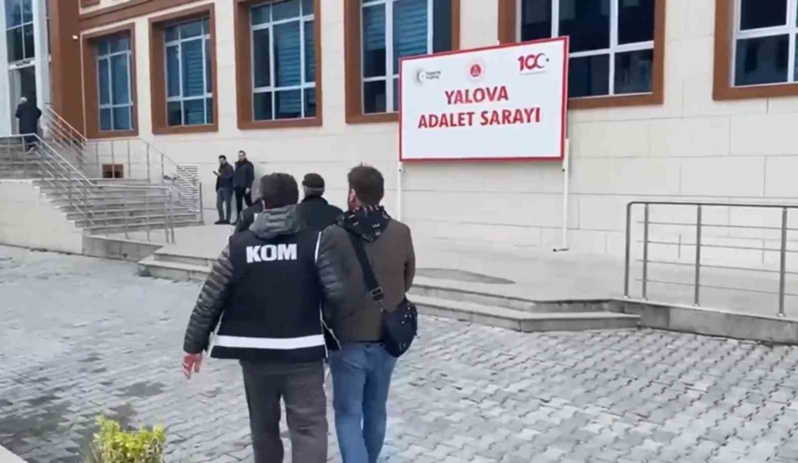 Yalova&rsquo;da tefeci operasyonunda 3 g&ouml;zaltı
