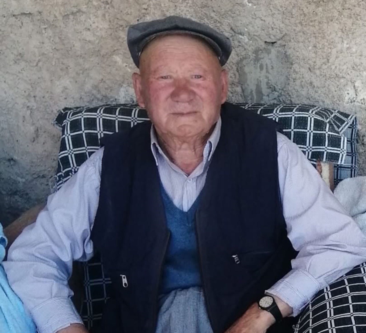 Mersin&rsquo;de kamyonetin &ccedil;arptığı yaşlı adam hayatını kaybetti
