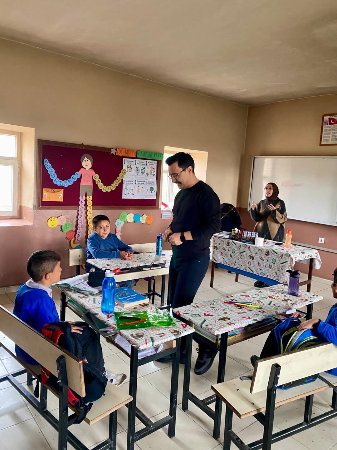 Akyaka’da kaymakam öğrencilerle buluştu