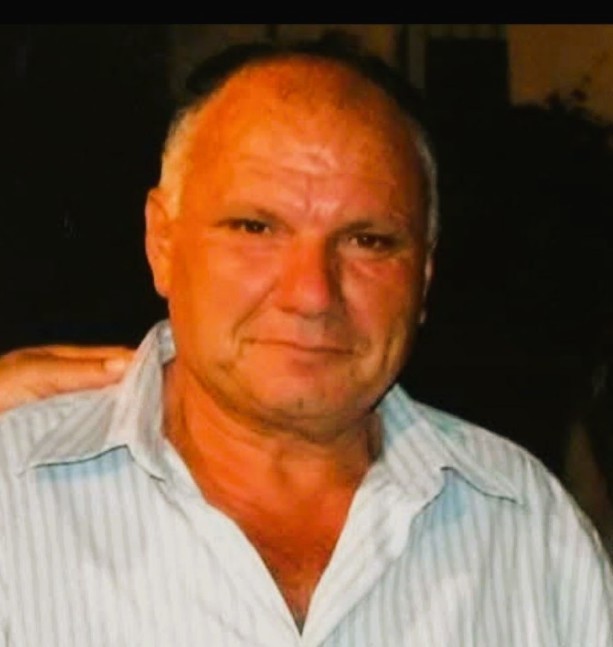 Komşusunun cenazesi için gittiği mezarlıkta hayatını kaybetti