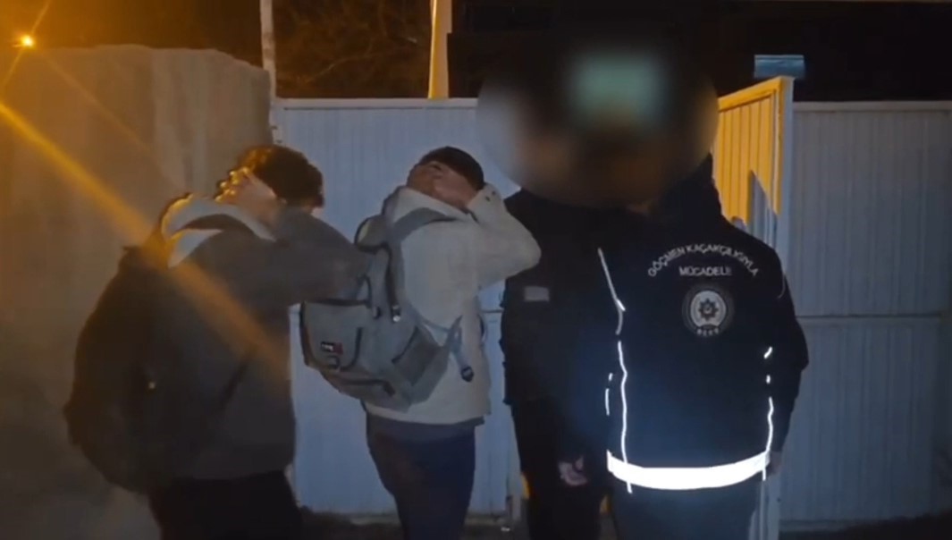 Van&rsquo;da 13 organizat&ouml;r tutuklandı

