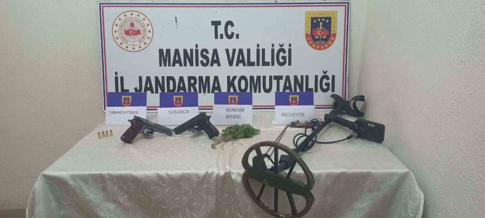 Jandarma kaçakçılara göz açtırmıyor