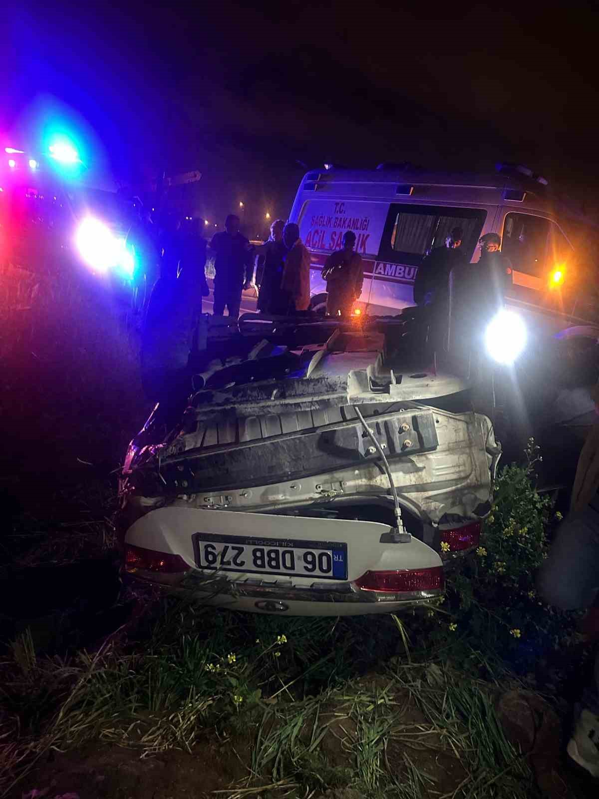 Otomobil şarampole devrildi: 1 ölü, 3 yaralı