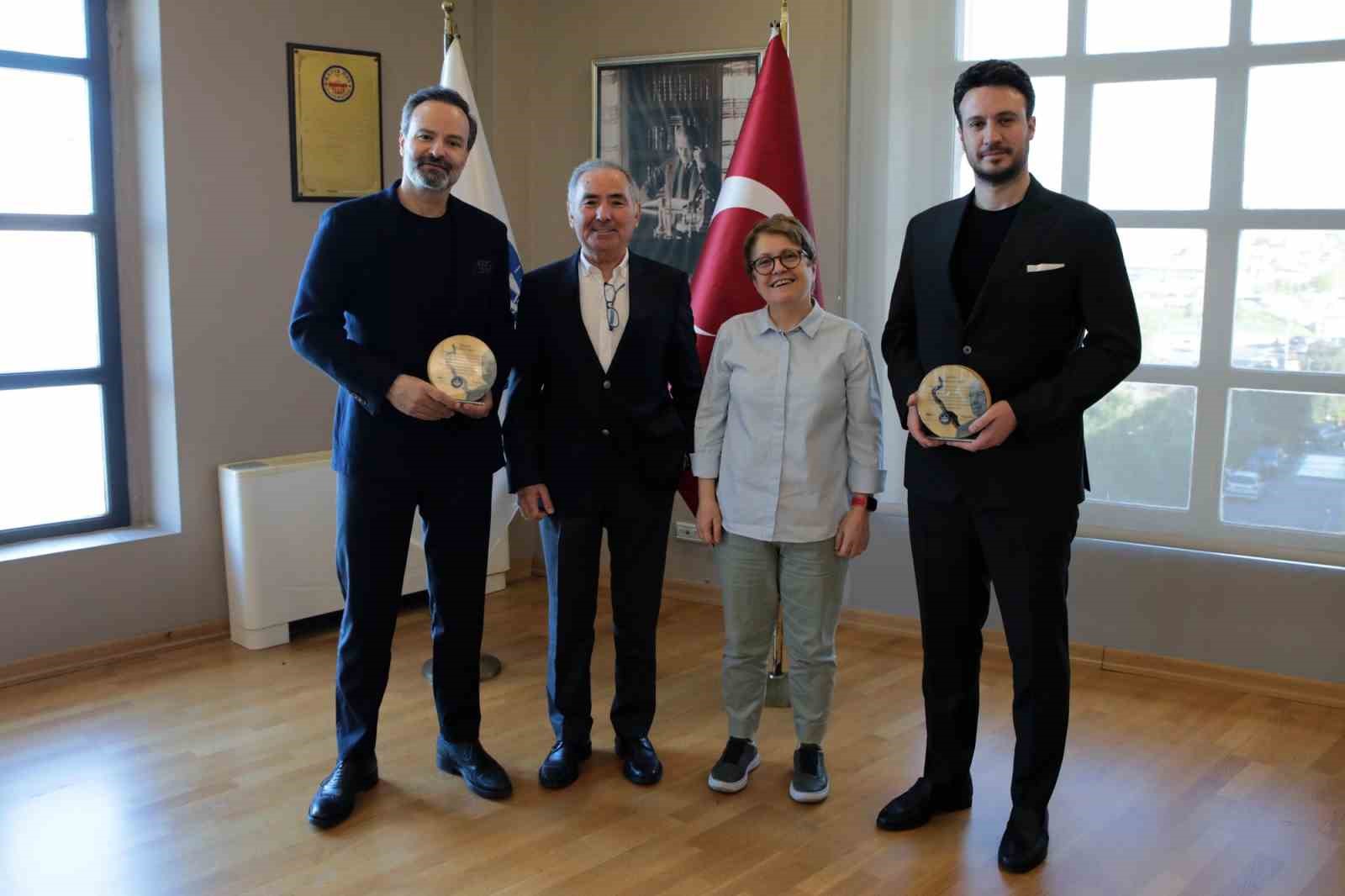 Beyaz Güvercinler Burs Programı’na bağış desteği