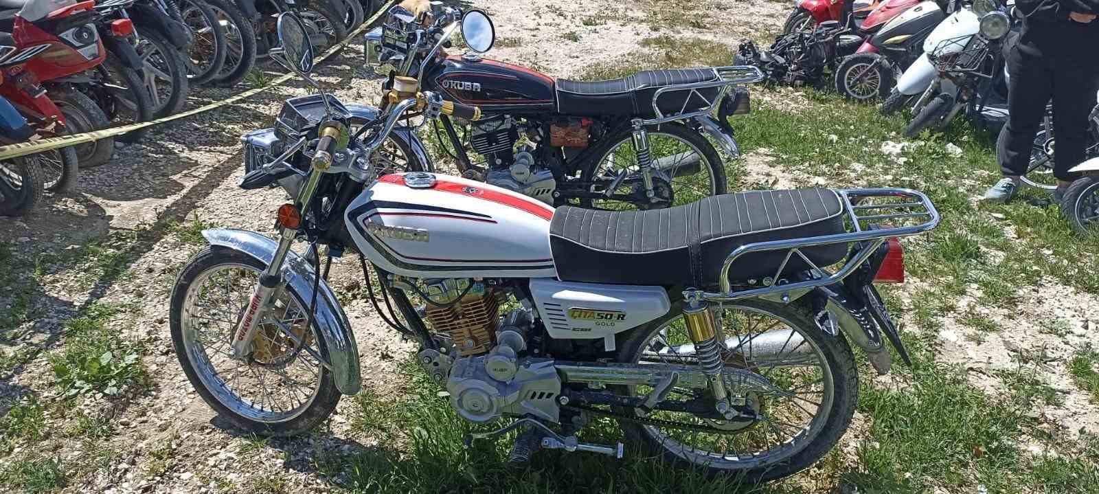 Burdur’da motosiklet hırsızı jandarma ve polis iş birliğiyle yakalandı