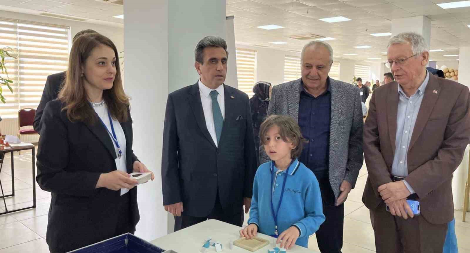 G&ouml;nen&rsquo;de akıl ve zeka oyunları turnuvası d&uuml;zenlendi
