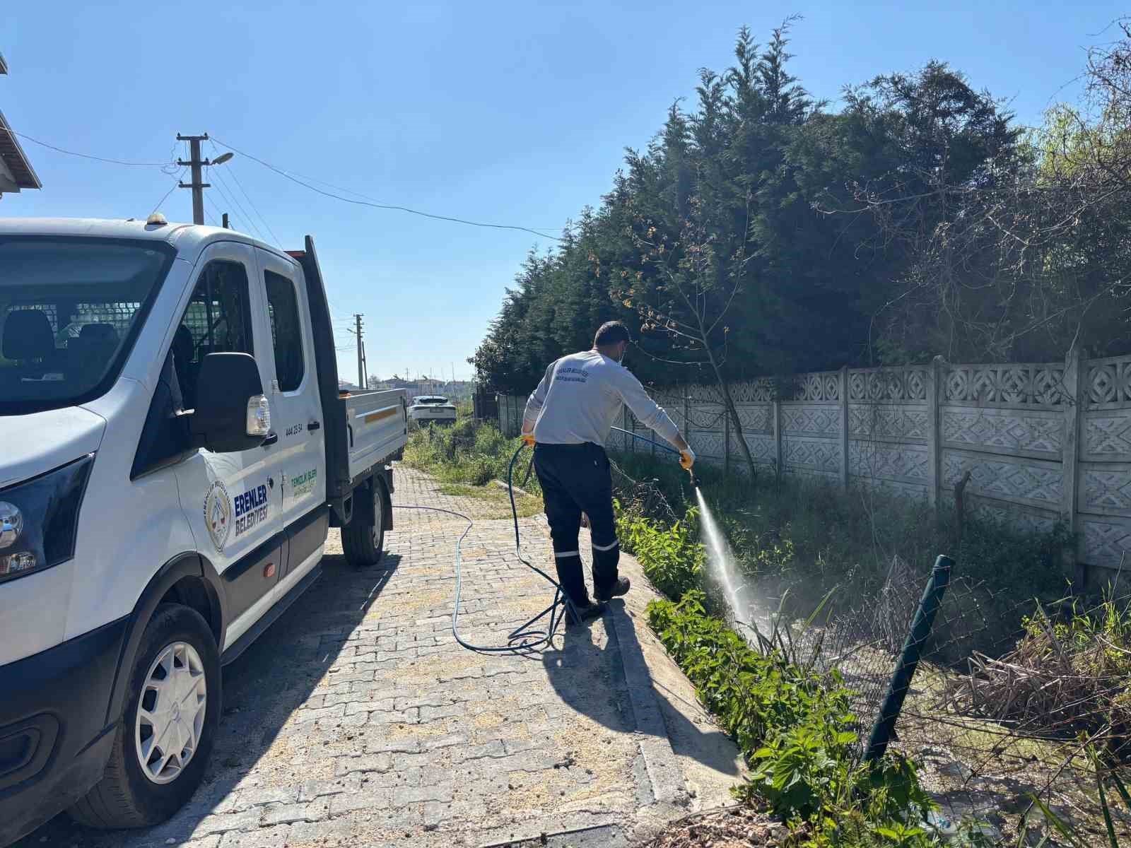 Erenler Belediyesi larva ilaçlama çalışmalarına başladı