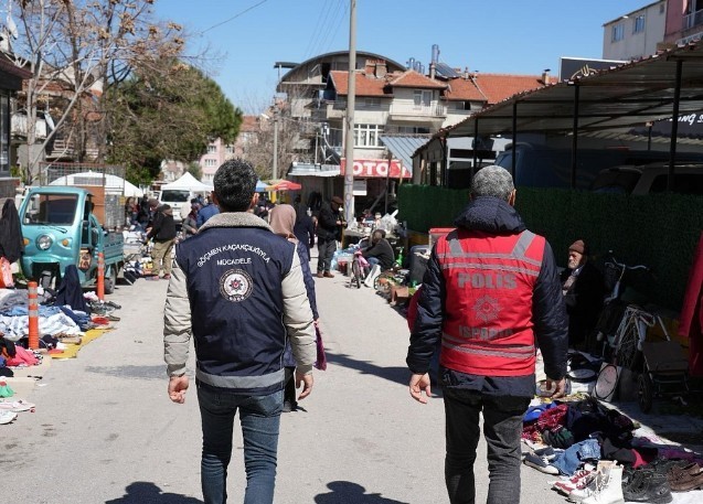 Isparta&rsquo;da yakalanan 9 g&ouml;&ccedil;men sınır dışı edildi
