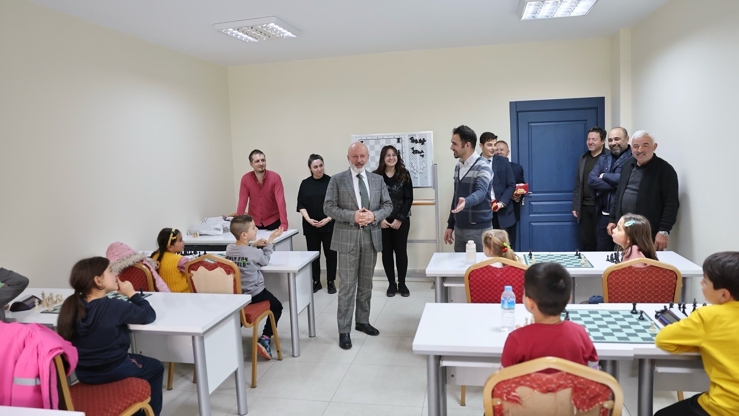 Başkan Çolakbayrakdar: "Hedefimiz Kayseri’yi satrançta marka şehir yapmak"