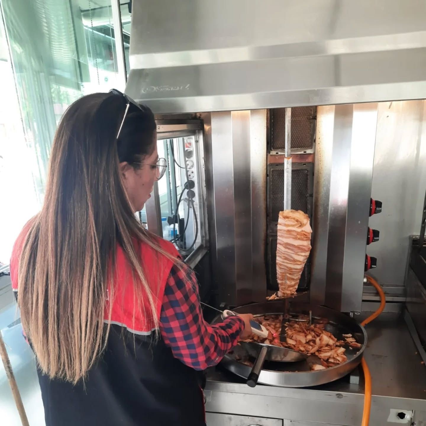 Balıkesir&rsquo;de d&ouml;ner satış noktaları denetlendi
