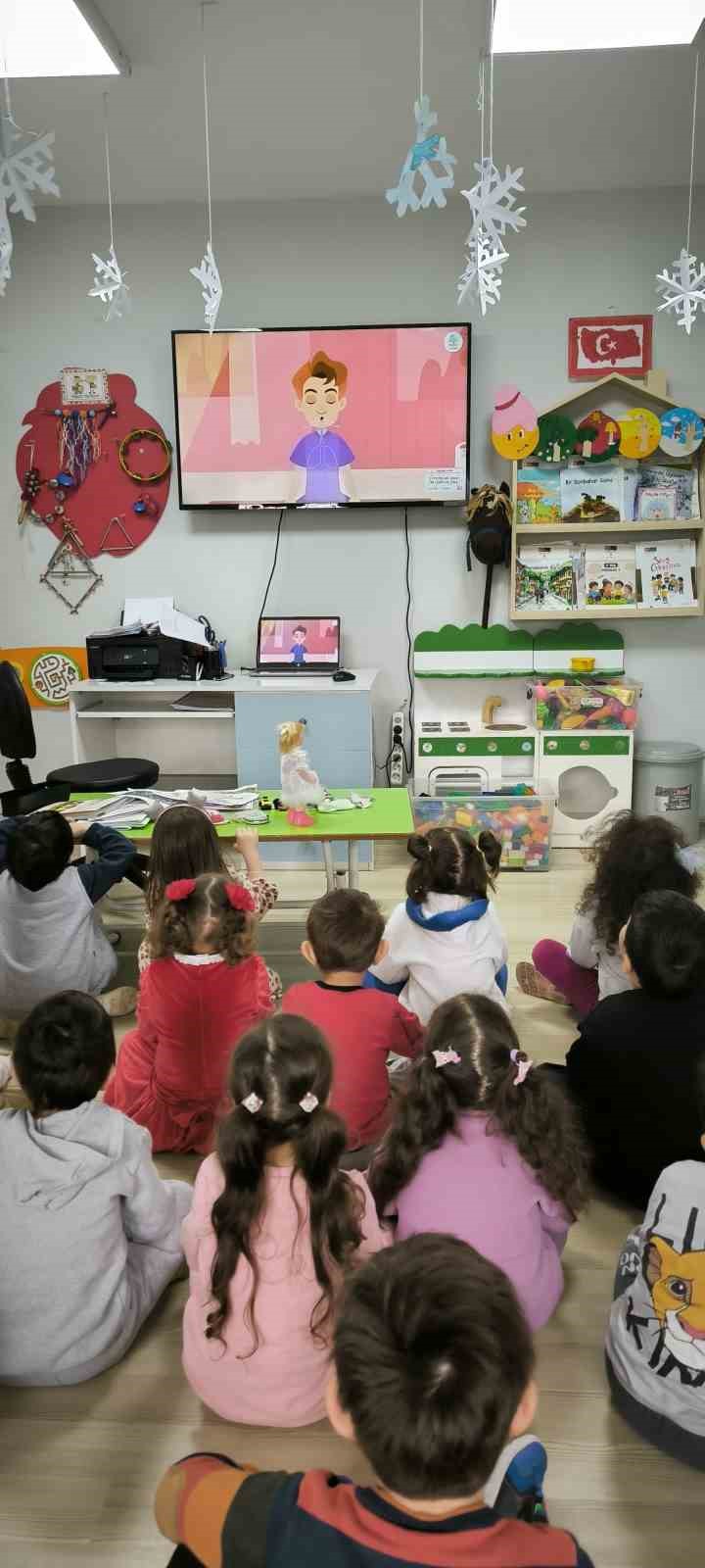 Bursalı minikler okul öncesi eğitimde sınırları aştı