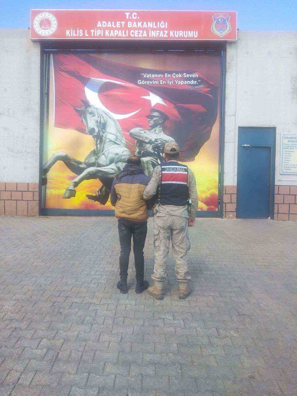 Kilis’te aranan 3 şahıs yakalandı