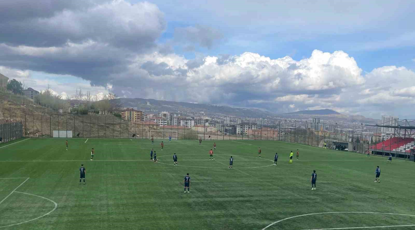Okul sporları heyecanı Elazığ’da yaşandı
